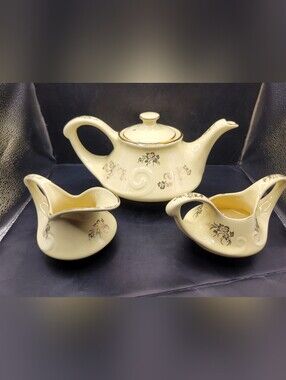 Vintage Pearl China Company Yellow 22K Gold Teapot Creamer Sugar Bowl Set USA